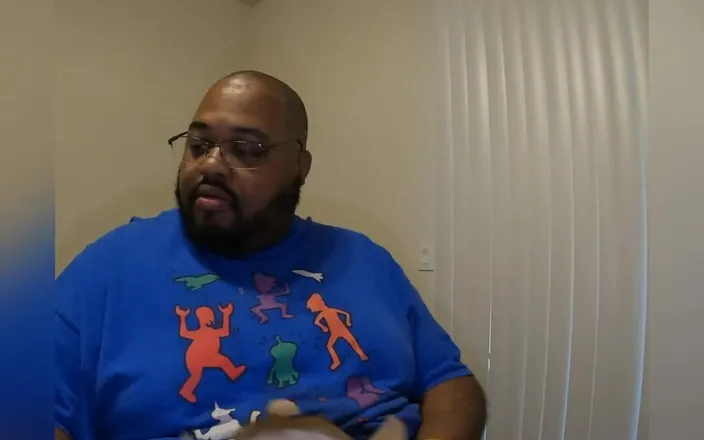 Blkhole420: Hey guys sorry I've been behind on uploads, getting ready...