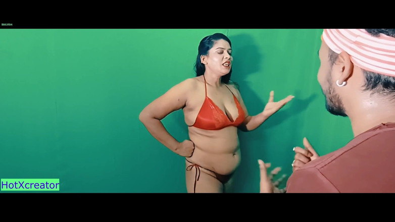 Hot creator: Model Panas India dikongkek pengarah! Viral Sex