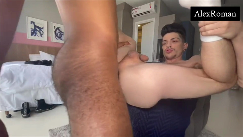 Alex Roman: Toblerone otevírá Alex Roman