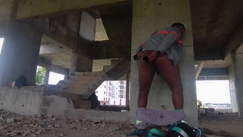 TheBlacKHunterr: Ich nahm ein Spielzeug mit zur Arbeit und schaute, was...