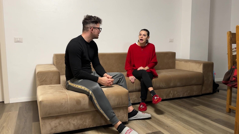 Tommy e Annika: Teen Incinta Scopa Il Falegname in Svariate Posizioni. Ricco Di...