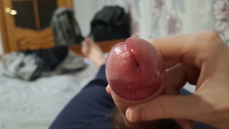 AlexRusFun: Evropský chlap kouří a honí jeho velkého ptáka