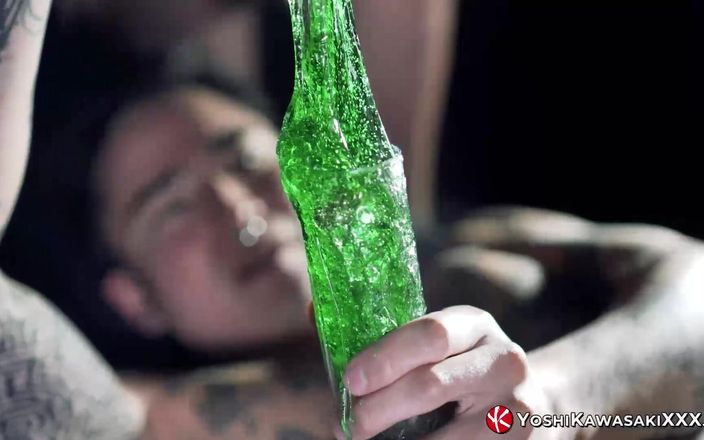 Yoshi Kawasaki XXX: Yoshikawasakixxx - L’Asiatique Jin Ueo et Yoshi Doshi, fisting