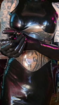 Latex Lovers?