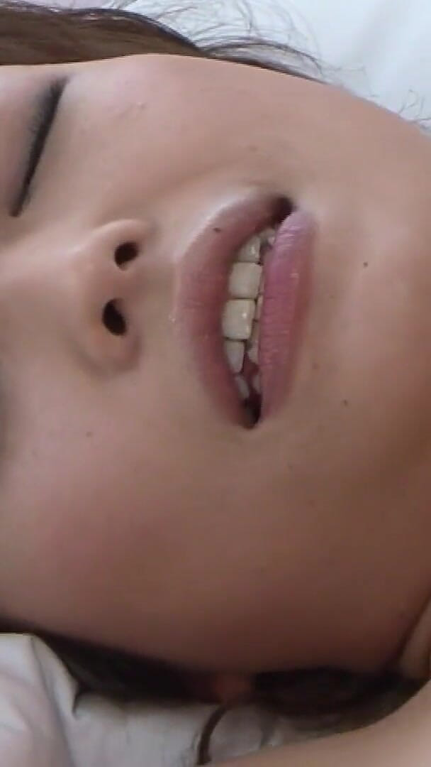 Seductive Brunette Babe Licks and Rides Big Cock to Explosive Facial (EroticOnlyClips)