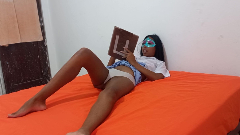 NEGRITA SEXY: Sinh viên kỳ lạ gợi cảm nhất Colombia khoe thân...
