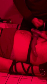 Celá odpolední akce s otrokem hladovým po otroctví