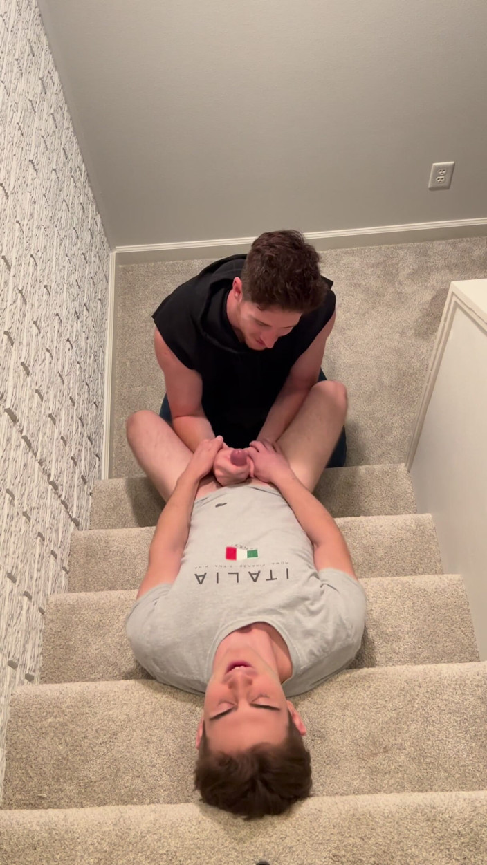 The Step Brothers: Ich Gebe Meinem Stiefbrudchen Zu Seinem Geburtstag Einen Blowjob