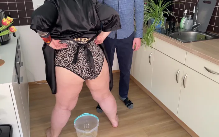 OurFetishLife: Water Games of Mother-in-law and Son-in-law