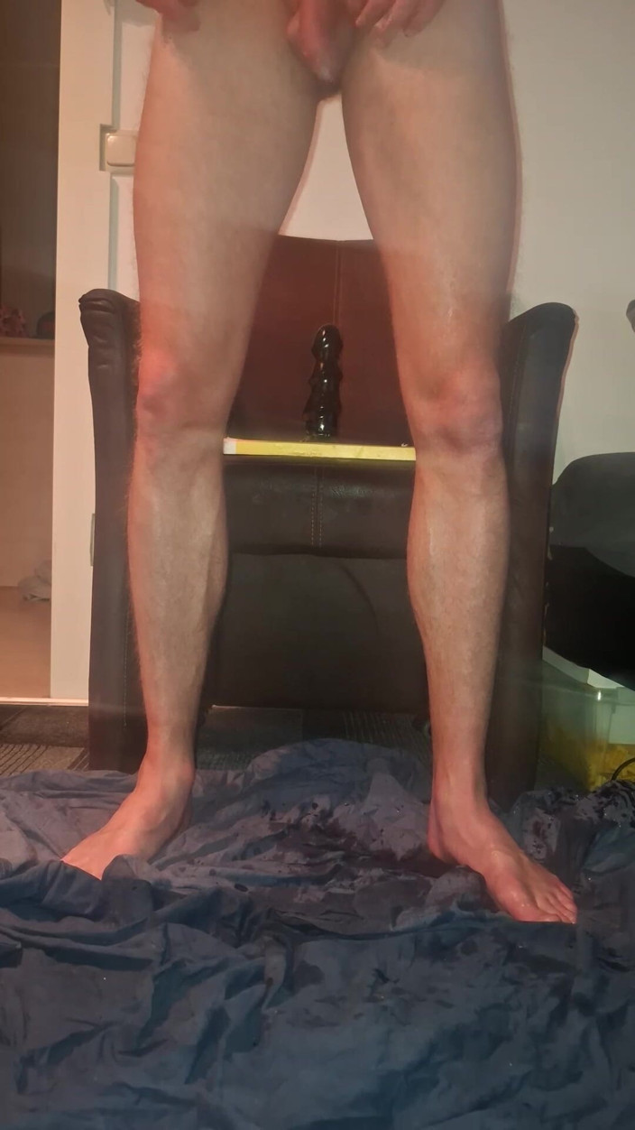 NoFace Twink X: Solo schwuler twink analdildo - extreme pissen-orgasmen