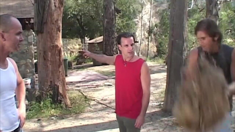 VHS-Vixxxen: Nienasycona milf zostaje przytłoczona w dzikim gangbangu