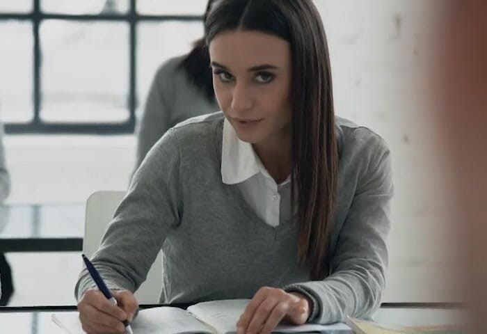 Russian Institute: Analsex auf dem land mit einer vollbusigen brünette