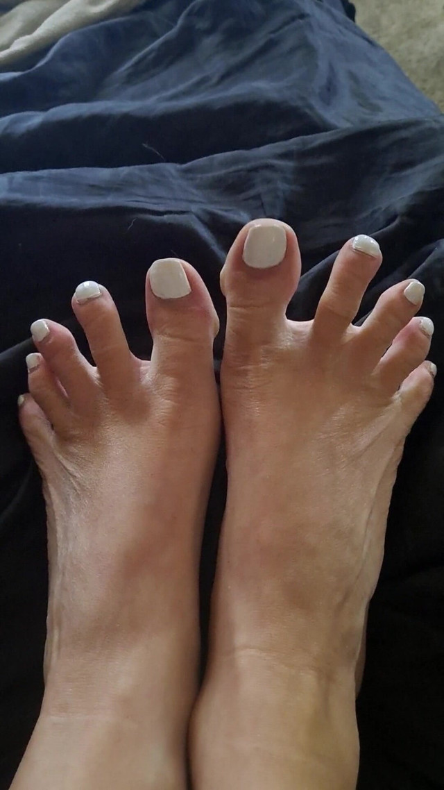 Best Edging Material for Foot Worshippers (Naughty alchemy)