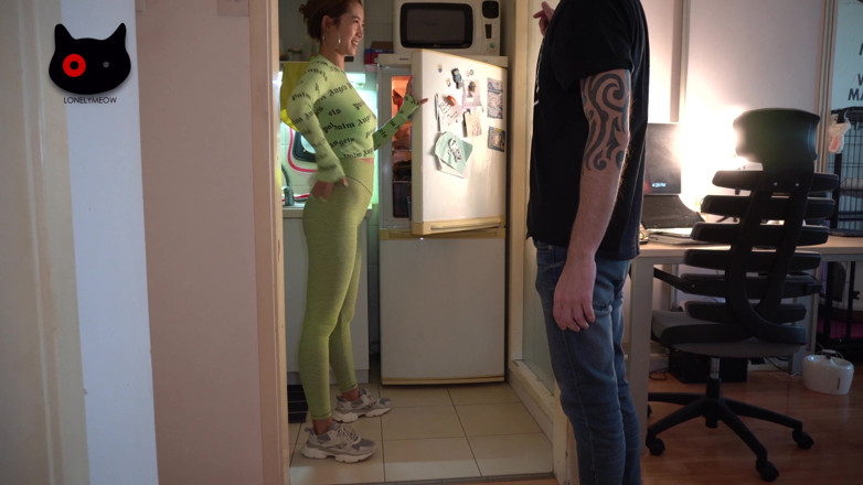 Lonelymeow: Sex und fitnessstudio