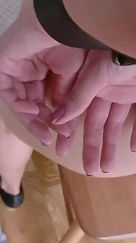 나는 너에게 질싸를 구걸하는 복종하는 소녀라고 생각한다