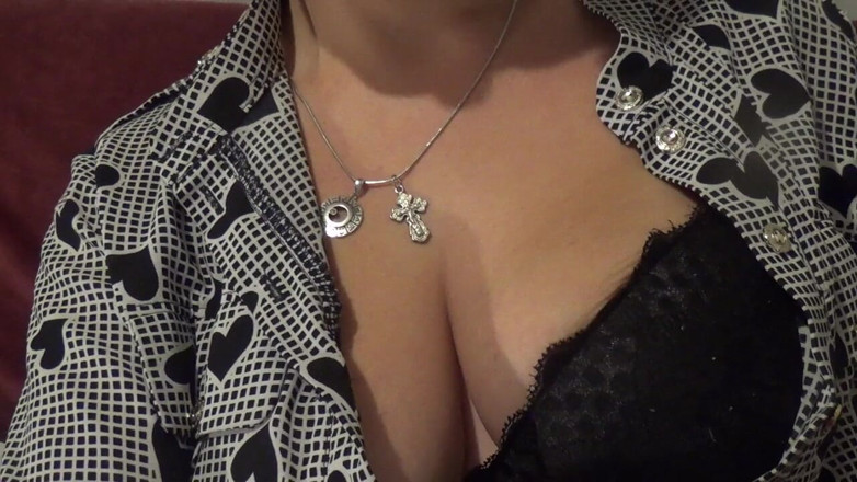 Sexy Milf: The boobed secretary, part 1 ( on Russian language!!!)