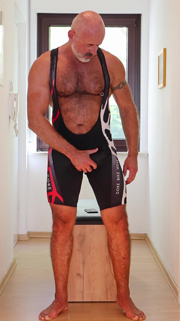 Mike Gross: Fun in Cycling Gear