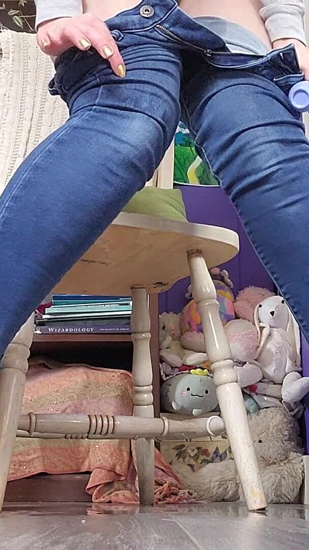 Hump in Heels and Jeans