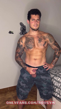 Ultracum with No Touchmilitary Dressing