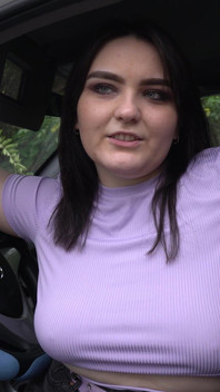 I Show My Boobs in Random Places