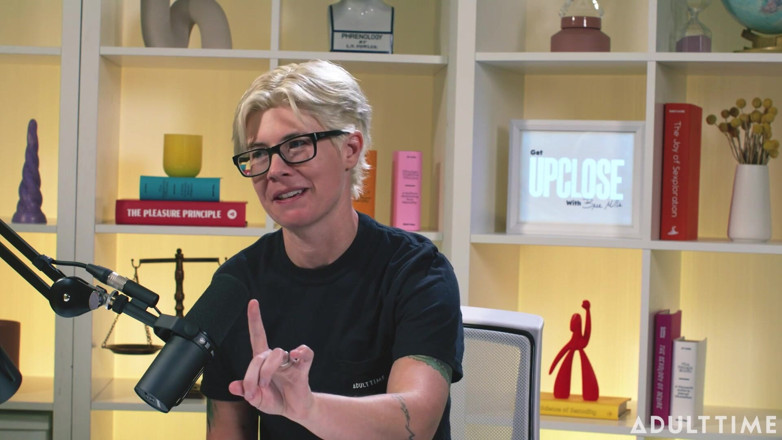 Adult Time Podcast: Khloe Kingsley: Stříkání na kameru a red flags