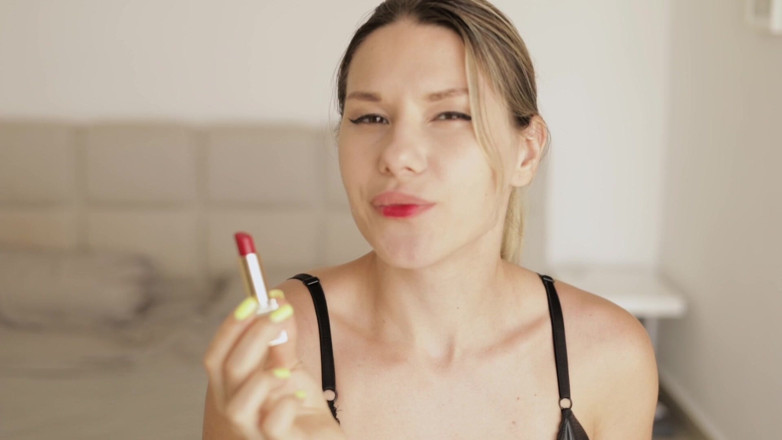 Mrs Peachesxx: Зазирни мені в рот