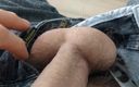 Zoryan85: Ich bin vom masturbieren gekommen