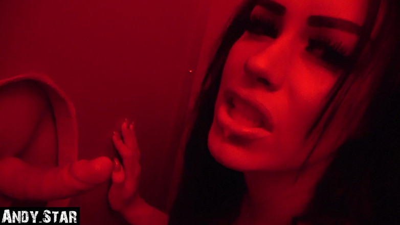 Andy Star: Kijkgat-actie met 2 pikken