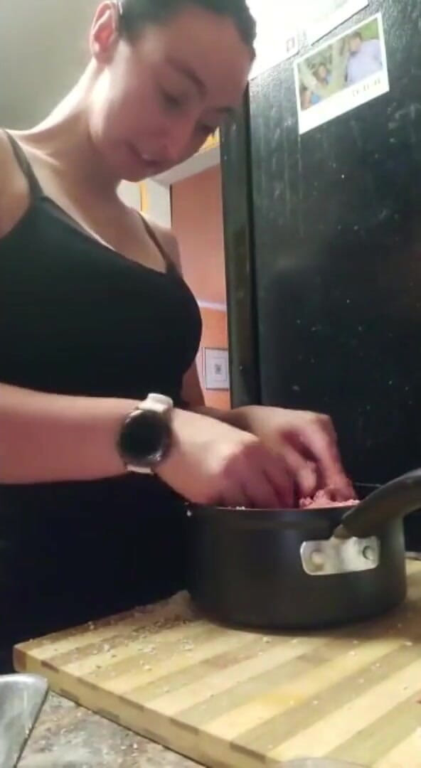 Porno angels: Joelle ke saath khaana banaana