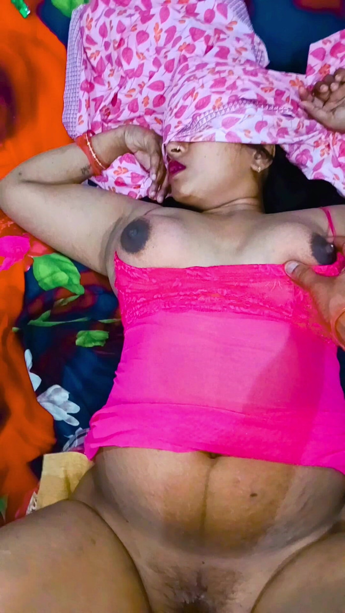 Sexy_girl_nehu: Indian Hot Bhabhi Enjoy Sex with Her Dewar