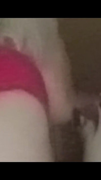 Sexy blonde dans le trou de gloire.