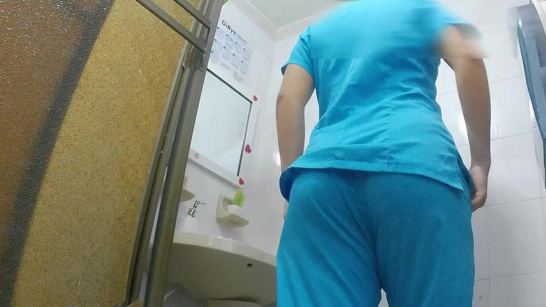 pampammedallo: Ghi lại trong phòng tắm đi tiểu