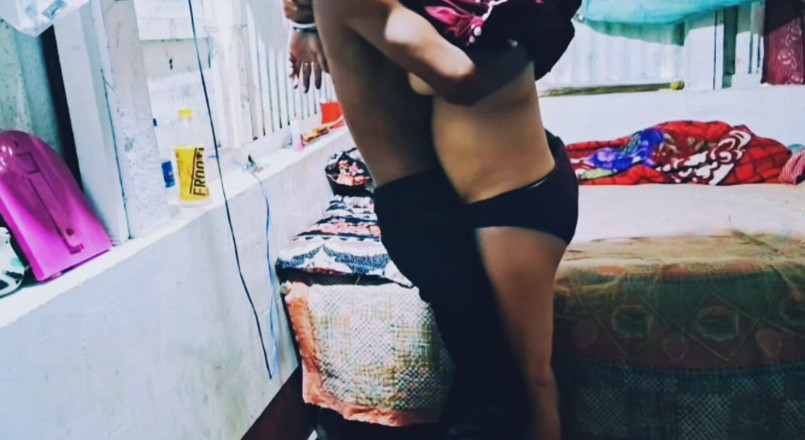 Teensex: สาวรุ่นแม่น่าเย็ดหุ่นเปื้อนสาวอินเดียเครื่องเทศในชีวิตเย็ดของเธอ