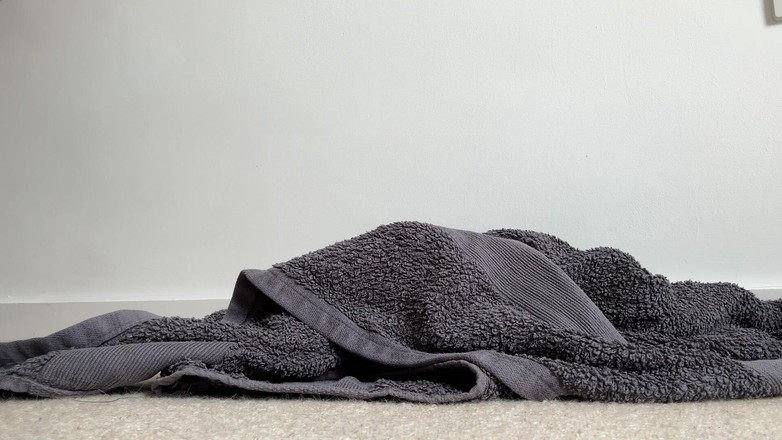 Miss Valentina: Idź nad mój ręcznik