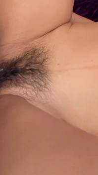 JAV trojka se svazováním a naolejovaná prsa šukání Sexy japonská MILF