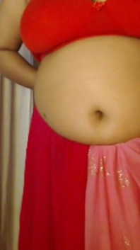 Desi quente sexy mamas mostram mamilo beliscando.