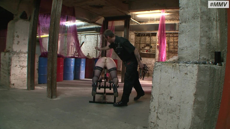 Absolute BDSM: สาวทาสอุดตูดเยอรมัน BDSM