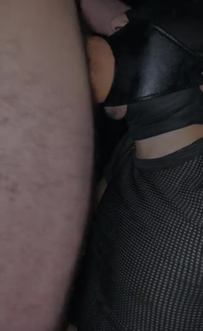 Broken holes cuckold gay: Erkek Arkadaşı, Derin Boğazını Kullanayım Diye Gözlerini Kapattı