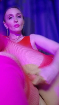 Czerwony gumowy dominatrix Eva lateks femdom BDSM solo strapon zabawki duży tyłek dojrzałe Fetysz gorący seksowny