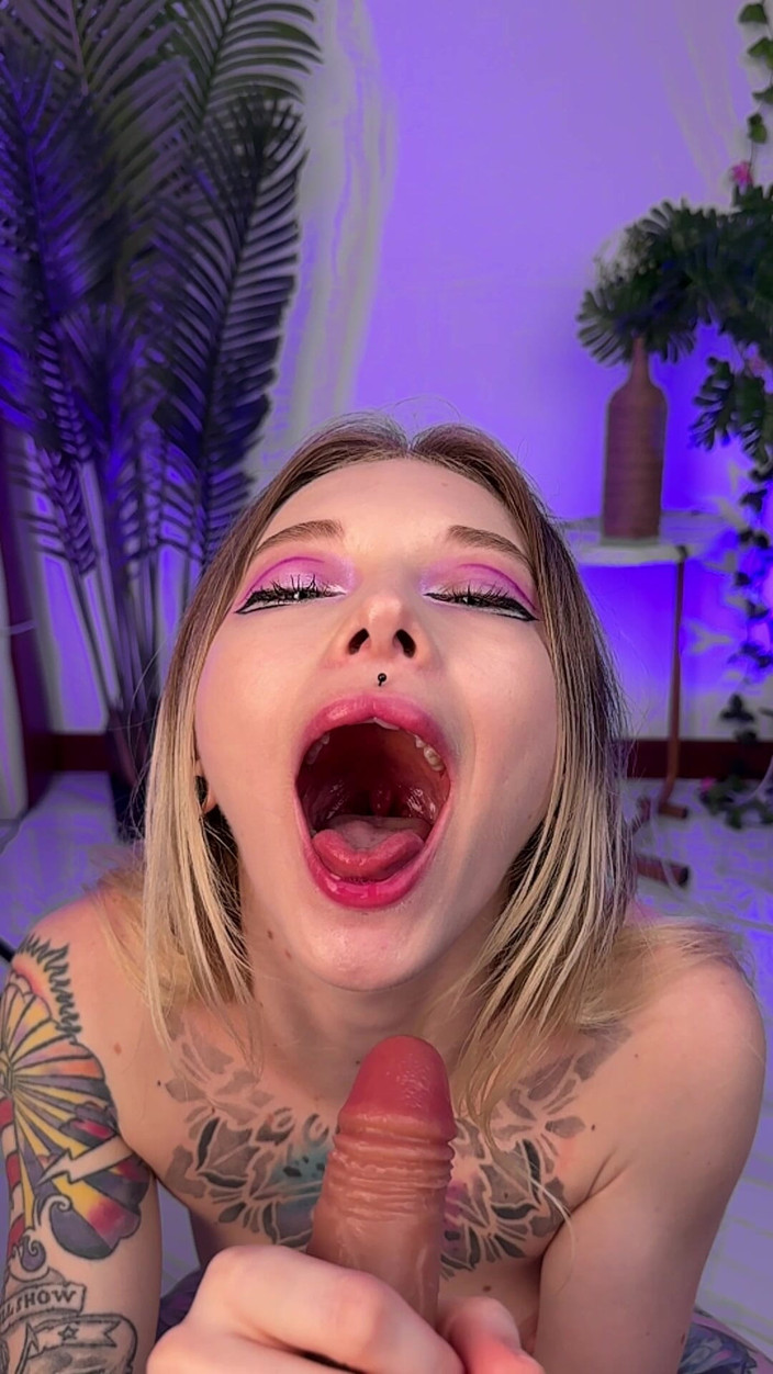 Karneli Bandi: Blowjob Mata Hubungi