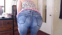 Abby Anna: タイトなスキニージーンズの裂け目