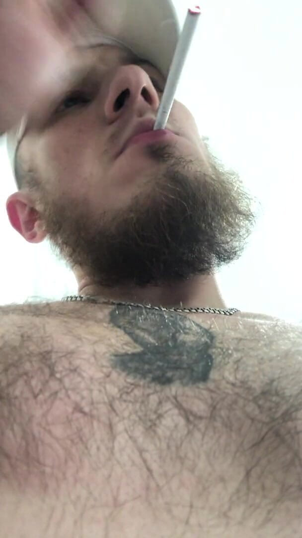 Hunky time: Maître la fumée et la domination