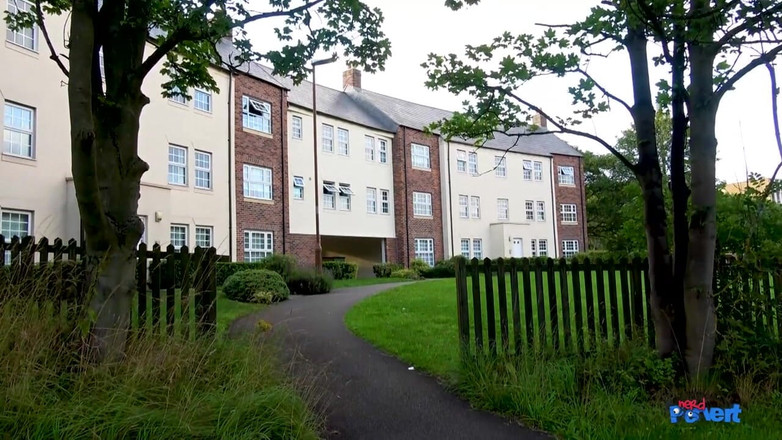 Nerd Pervert: Tentazione d'autunno - succhia al 10%