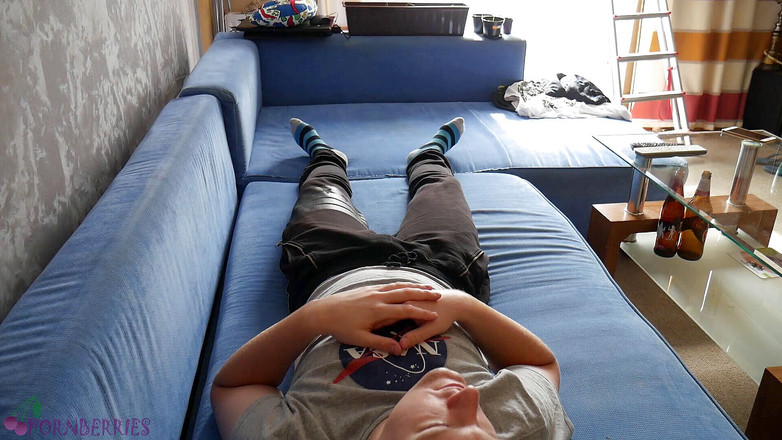 Ethan Alex: Twink jongen geeft me een lieve pijpbeurt