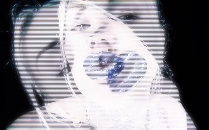 Goddess Misha Goldy: Puterea sărutului meu. Dronă de buze