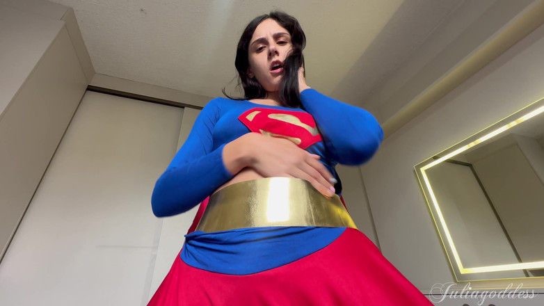 Shamelesscouple: Supergirl mesmerized - wanita dominan yang patuh