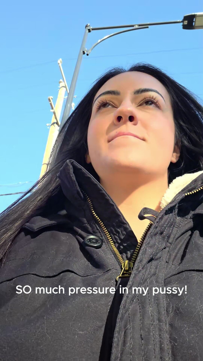 Isabelle Luxe: Errands with an Egg Plug in My Pumped up Pussy!
