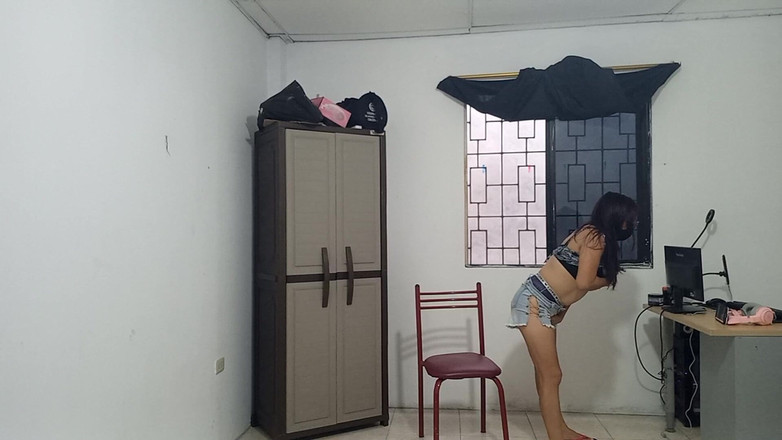 NEGRITA SEXY: Můj manžel mě opouští a jde do práce. Jsem nadšená...