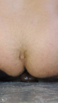 Sehr enges anal im werkzeugraum Volles video-Https://faphouse.com/models/chemanuchao