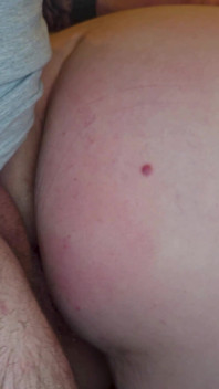 PAWG Tiener Neukte Enorme Hartvormige Kont